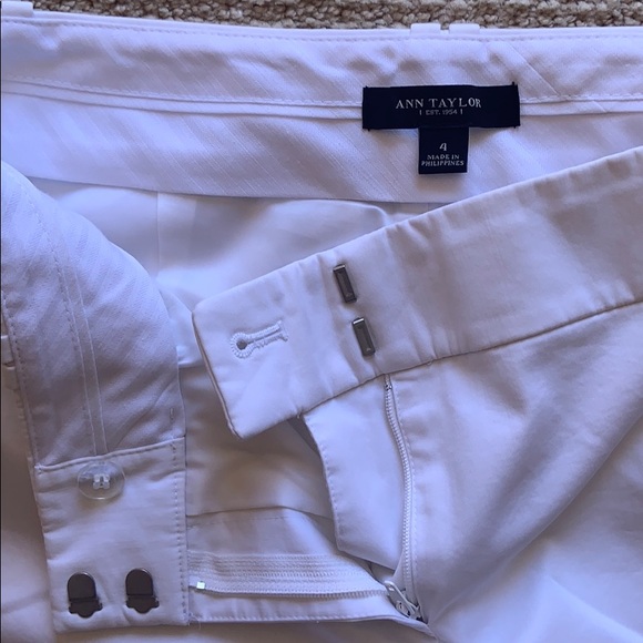 Like new Ann Taylor capris in white size 4! - Picture 4 of 8